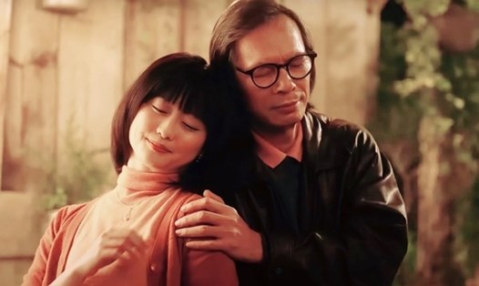 Hình ảnh GS Michiko trên phim "Em và Trịnh". Ảnh: ĐPCC