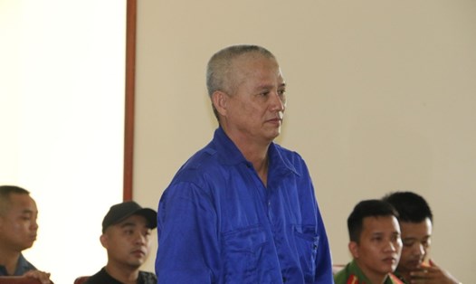 Bị cáo Phạm Văn Ninh (SN 1966, trú huyện Nam Đàn, Nghệ An) tại phiên toà. Ảnh: AQ
