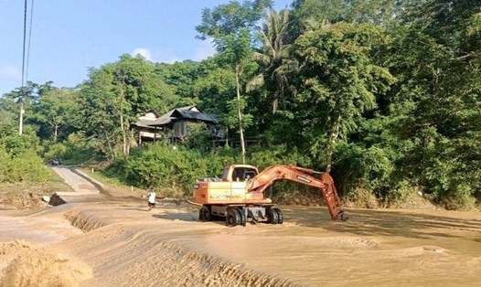Hậu quả sau cơn mưa lớn tại huyện biên giới Kỳ Sơn (Nghệ An). Ảnh: TD