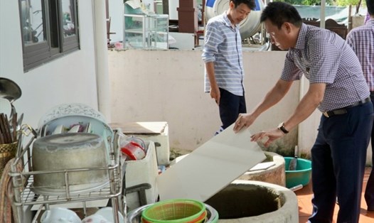CDC tỉnh Quảng Bình kiểm tra giám sát công tác phòng chống sốt xuất huyết tại các địa phương. Ảnh: CDC Quảng Bình.