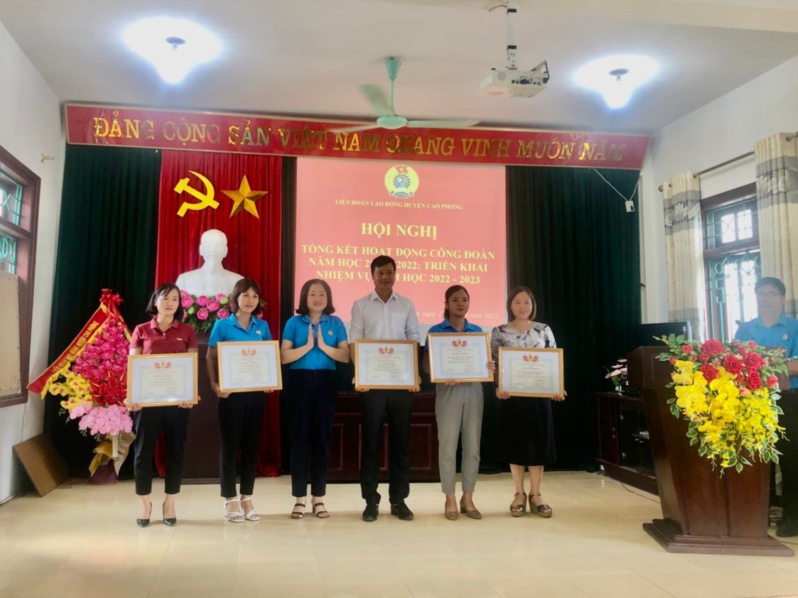 Hòa Bình: Huyện Cao Phong tổng kết hoạt động Công đoàn năm học 2021-2022