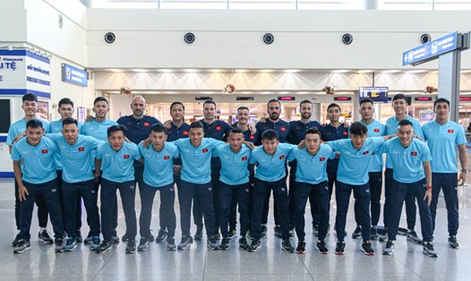 Tuyển futsal Việt Nam lên đường dự vòng chung kết futsal Châu Á 2022 vào tối nay (24.9). Ảnh: VFF