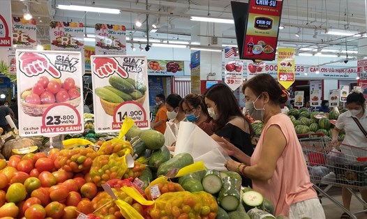Các chợ, siêu thị tại Đà Nẵng lên phương án dự trữ thực phẩm trước và sau bão. Ảnh: TT