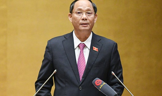 Thượng tướng Trần Quang Phương - Phó Chủ tịch Quốc hội phát biểu khai mạc và điều hành hội nghị. Ảnh: TTBC