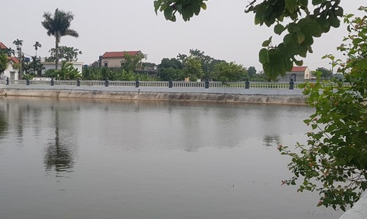 Khu vực ao Nhà xứ Yên Vân (thuộc xóm 2, xã Khánh Vân, huyện Yên Khánh, Ninh Bình), nơi xảy ra vụ đuối nước thương tâm. Ảnh: NT