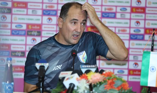 Huấn luyện viên Igor Stimac của tuyển Ấn Độ thừa nhận sức mạnh của tuyển Việt Nam. Ảnh: T.H