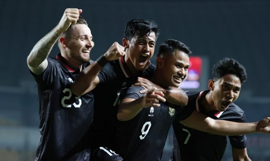 Tuyển Indonesia tăng hạng như tuyển Việt Nam sau 2 trận thắng ấn tượng trước Curacao. Ảnh: PSSI