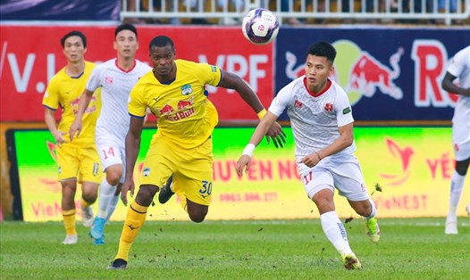 Hoàng Anh Gia Lai làm khách trước Hải Phòng ở vòng 17 V.League 2022. Ảnh: Thanh Vũ