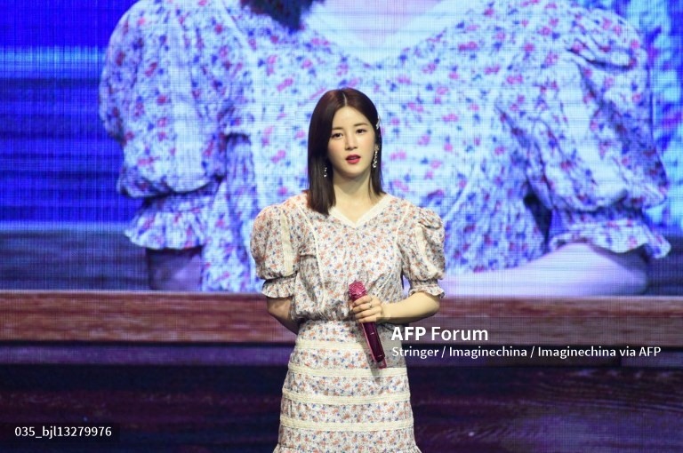 Chorong của Apink thông báo hoãn fanmeeting. Ảnh: AFP.