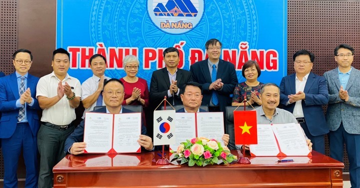 Đà Nẵng xúc tiến hợp tác du lịch với tỉnh Gangwon, Hàn Quốc. Ảnh: Ngô Huyền