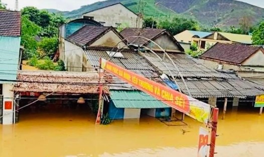 Mưa lớn khiến nước lũ ở huyện Thanh Chương (Nghệ An) đang lên nhanh. Ảnh: Quỳnh Trang