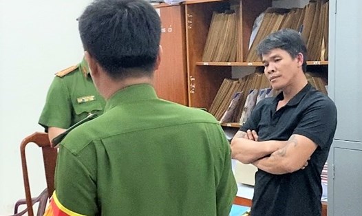 Đối tượng Nguyễn Ngọc Trung bị công an điều tra về hành vi trộm cắp tài sản. Ảnh: C.A