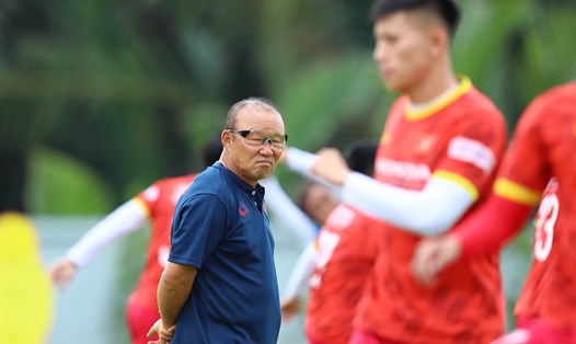 Huấn luyện viên Park Hang-seo sẽ đau đầu khi phải chốt danh sách dự AFF Cup 2022. Ảnh: VFF
