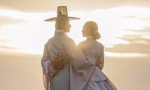 Ảnh cưới của diễn viên Heo Dong Won. Ảnh: IGNV.