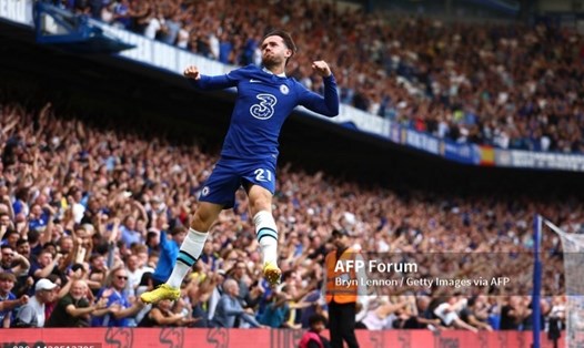 Ben Chilwell châm ngòi cho chiến thắng của Chelsea.  Ảnh: AFP