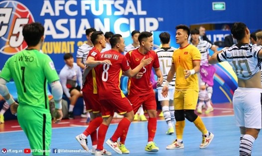 Người hâm mộ mong chờ tin vui tiếp theo từ tuyển futsal Việt Nam. Ảnh: VFF