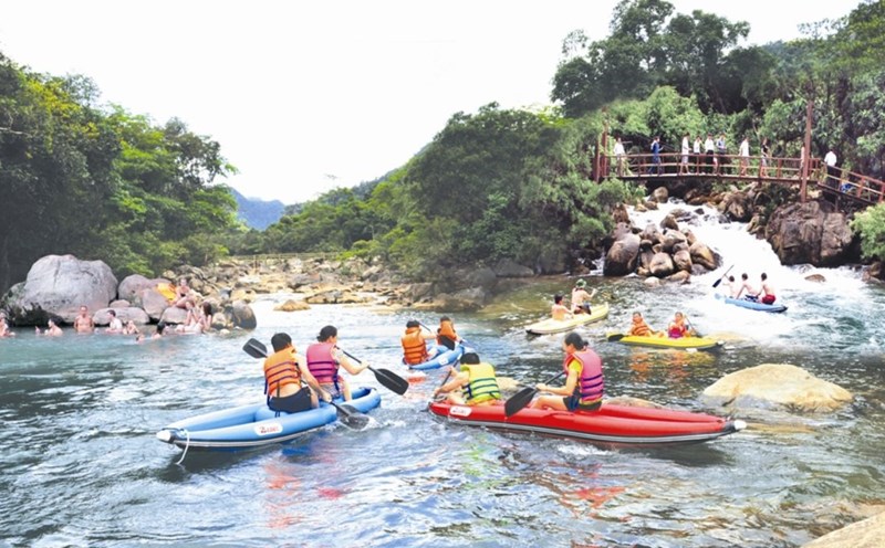 Phong Nha - Kẻ Bàng là điểm đến hấp dẫn du khách mỗi khi đến Quảng Bình. Ảnh: Lê Phi Long