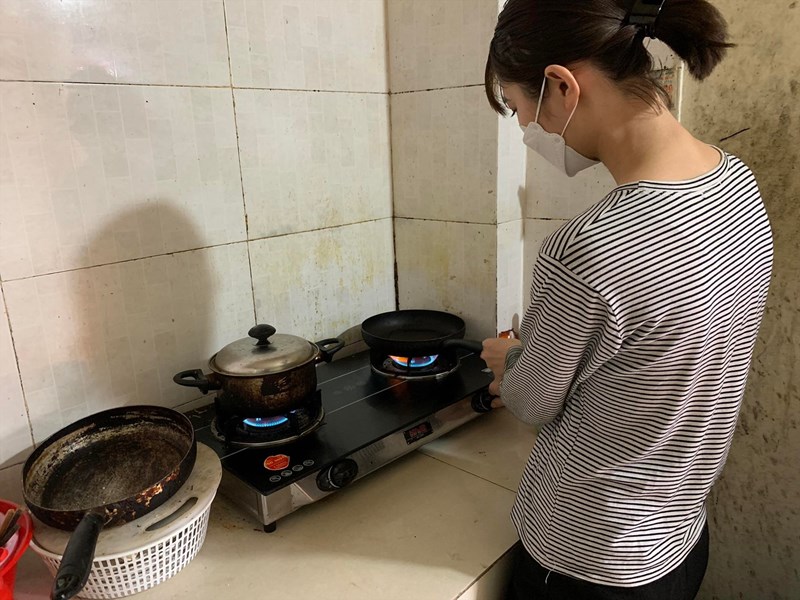 Tuổi 30: Tiết kiệm được 15 triệu đồng, ở nhà trọ và không dám yêu đương