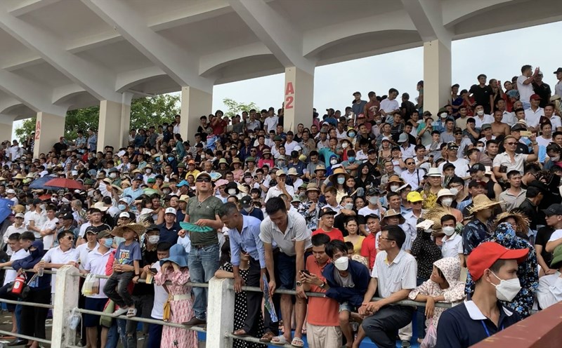 Lượng khách đến Hải Phòng dịp nghỉ lễ 2.9 tăng cao. Ảnh: Lương Hà.