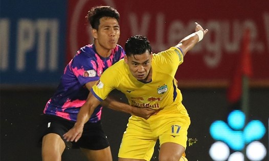 Hoàng Anh Gia Lai đang bị níu lại trong cuộc đua vô địch V.League 2022. Ảnh: VPF