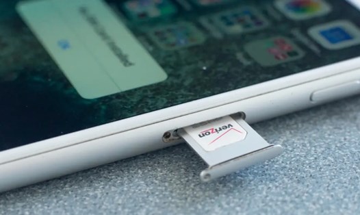 Apple dường như đang có ý định loại bỏ khay đựng thẻ SIM vật lý trên dòng iPhone 14 mới. Ảnh chụp màn hình