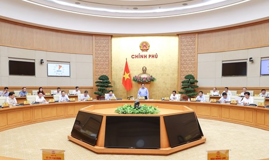 Thủ tướng Phạm Minh Chính chủ trì phiên họp Chính phủ thường kỳ tháng 8. Ảnh: Nhật Bắc