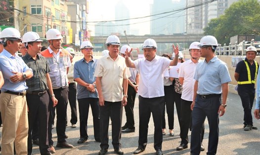 Chủ tịch UBND TP Hà Nội yêu cầu thông xe dự án hầm chui Lê Văn Lương - Vành Đai 3 vào ngày 10.10. Ảnh: Phạm Công