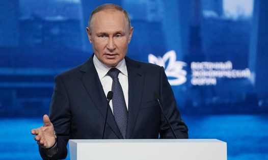 Tổng thống Nga Vladimir Putin phát biểu tại Diễn đàn Kinh tế Phương Đông ngày 7.9.2022. Ảnh: RIA