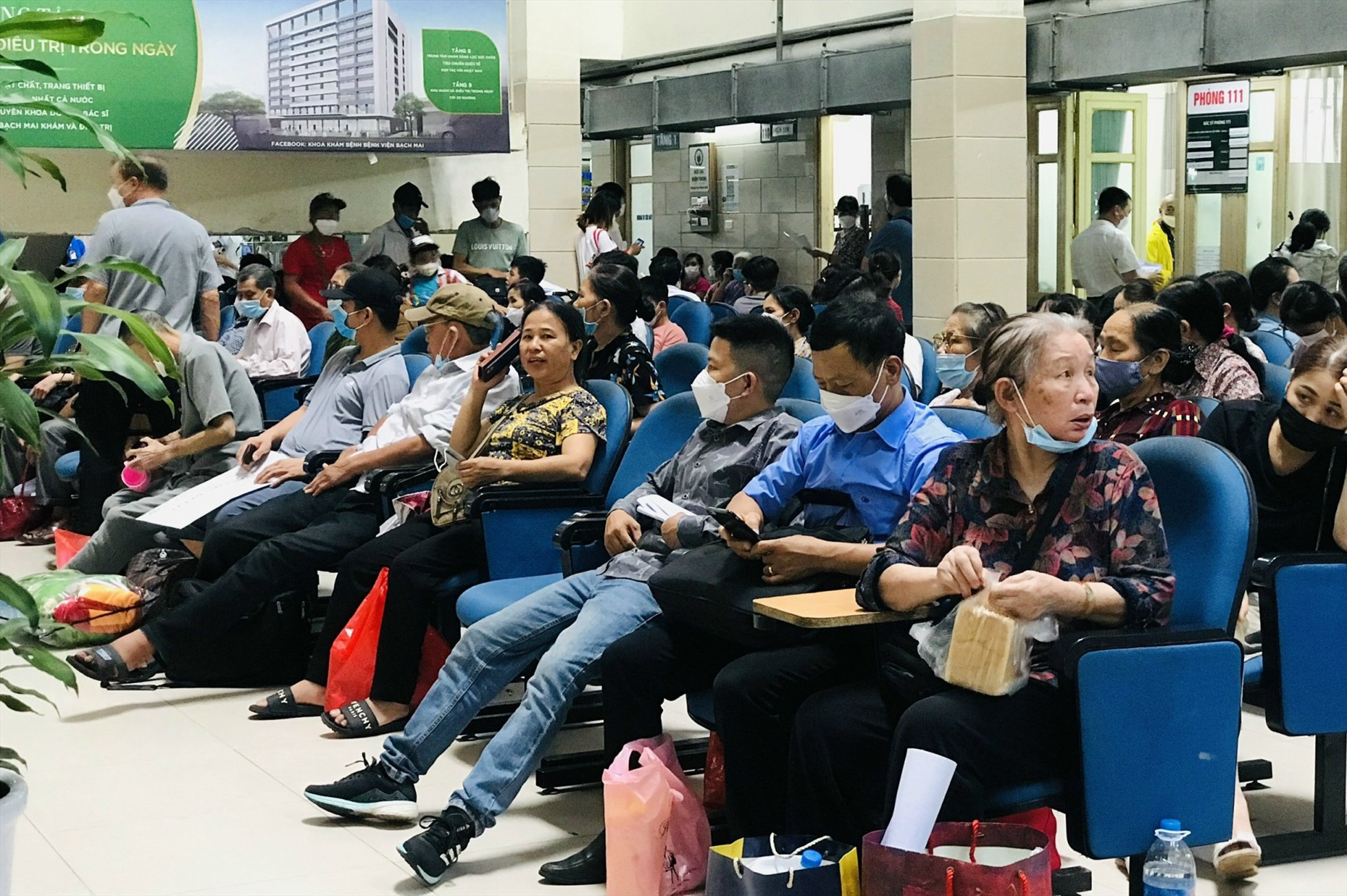Báo động: Bệnh viện Bạch Mai thiếu thuốc đáp ứng nhu cầu điều trị đặc biệt