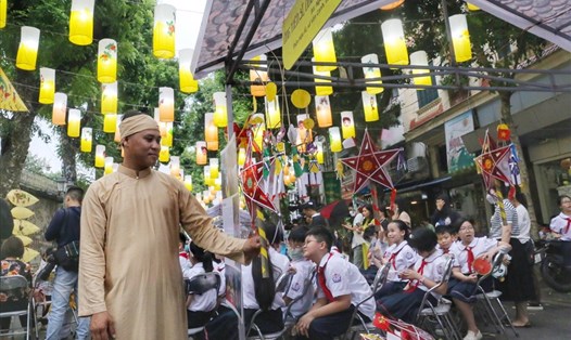 Hà Nội tổ chức nhiều hoạt động văn hóa đặc sắc nhân dịp Tết Trung thu 2022. Ảnh: Tuấn Đức