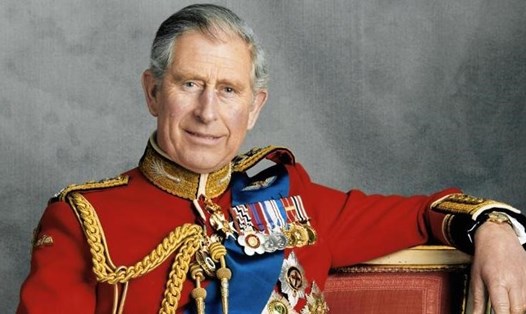 Thái tử Charles trong bức ảnh chân dung chính thức năm 2008. Ông trở thành Vua Charles III sau khi Nữ hoàng Elizabeth II băng hà. Ảnh: Buckingham