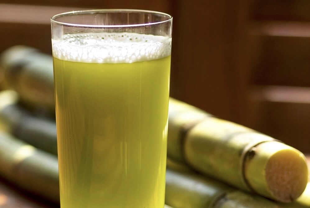 Nước mía bao gồm 70-75% nước, 13-15% đường sucrose và 10-15% chất xơ. Ảnh: ST