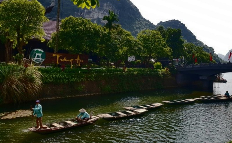 Khu du lịch sinh thái Tràng An (Ninh Bình) tạm dừng bán vé phục vụ tham quan kể từ 8h ngày 9.9. Ảnh: NT