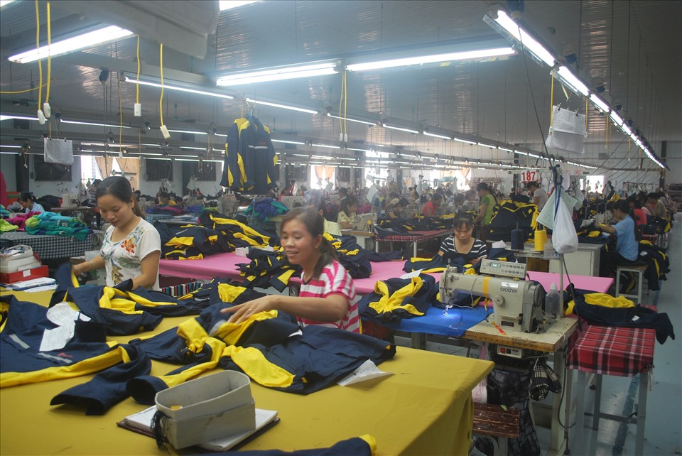 Công đoàn tỉnh Nam Định: Thực hiện các biện pháp ổn định quan hệ lao động