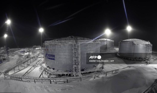Cơ sở của mỏ dầu và khí ngưng tụ Novoprtovskoye của tập đoàn dầu khí Gazprom của Nga tại mũi Kamenny, Yamalo-Nenets. Ảnh: AFP