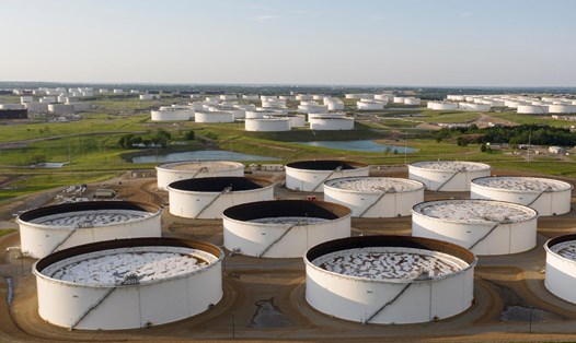Cơ sở dự trữ dầu ở Cushing, Oklahoma, Mỹ. Ảnh: AFP