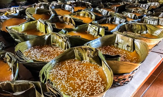 Chiếc bánh Tổ với cái tên đặc biệt của Hội An. Ảnh: Hoàng Vinh