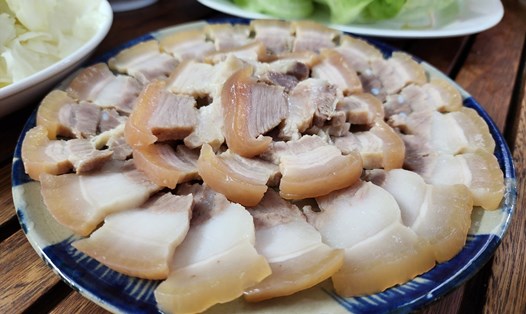 Món thịt ngâm mắm được người dân Đà Nẵng yêu thích vào dịp Tết. Ảnh: Thuỳ Trang
