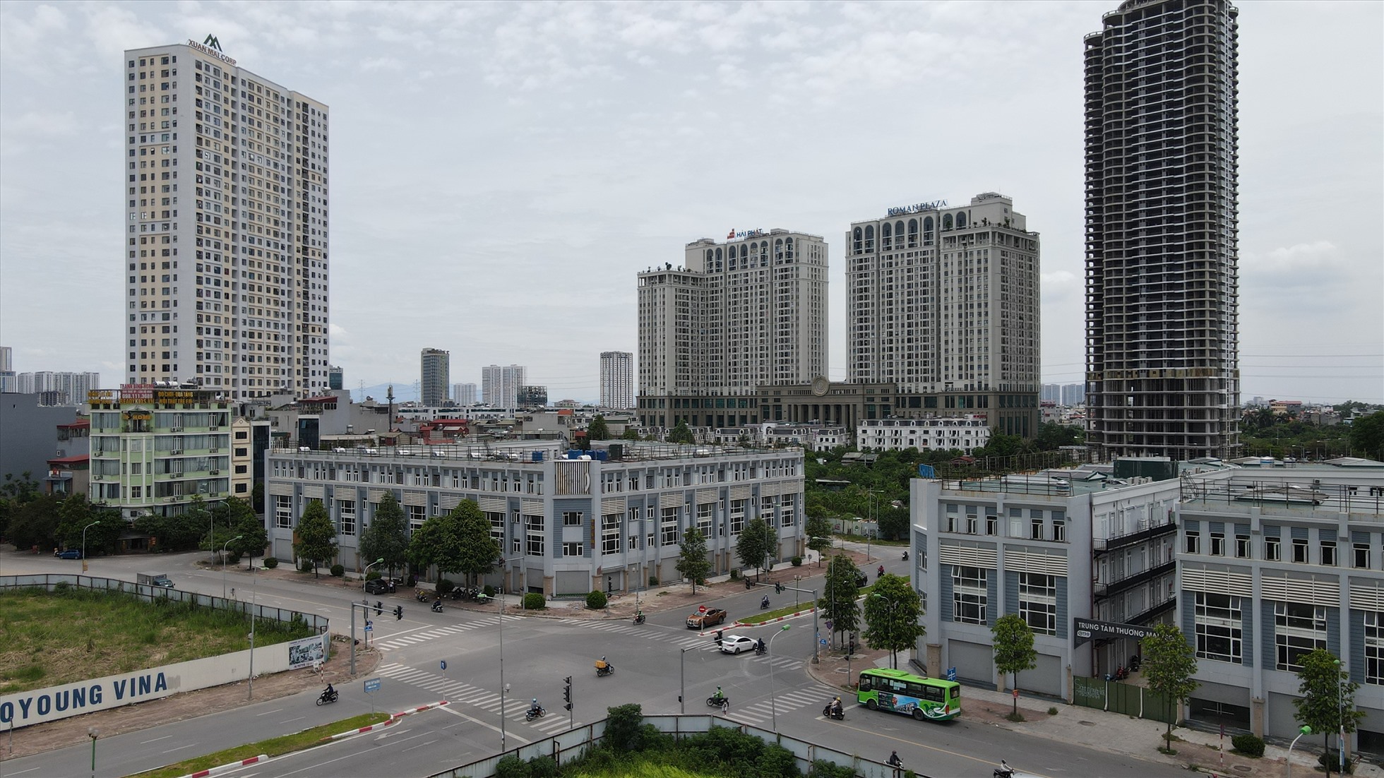 Vẫn còn ý kiến trái chiều trong đề xuất bỏ quy định ngân hàng bảo lãnh cho người mua nhà. Ảnh: Cao Nguyên