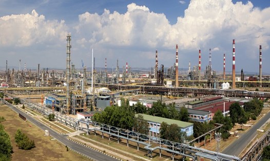 Kể từ đầu năm 2022, công ty dầu khí Nga Lukoil đã xử lý hơn 7 triệu tấn dầu thô tại nhà máy lọc dầu Burgas ở Bulgaria. Ảnh: AFP