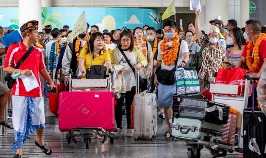 Du khách Trung Quốc tới Bali, Indonesia ngày 22.1.2023. Ảnh: EPA-EFE