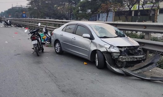Hiện trường vụ tai nạn giao thông ở Hà Nội. Ảnh: Duy Hiệp