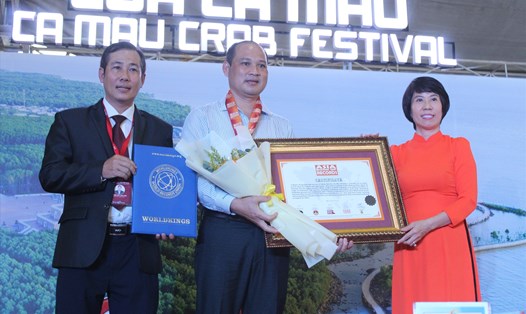 Lẩu mắm U Minh, Cà Mau được nhận kỷ lục Châu Á. Ảnh: Nhật Hồ