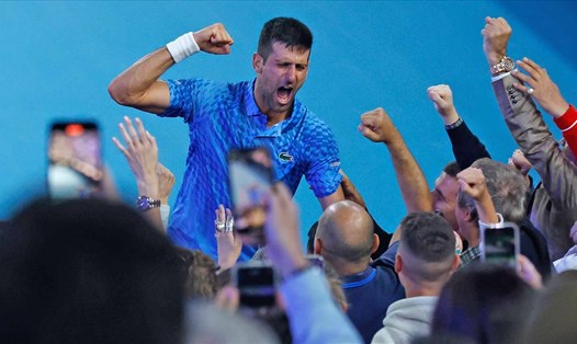Một chiến thắng đầy cảm xúc của Novak Djokovic. Ảnh: AO