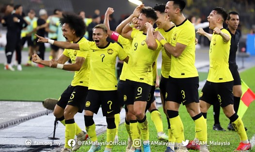 Malaysia thắng dễ Singapore 4-1. Ảnh: FAM