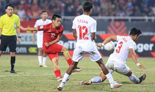 Tuyển Việt Nam giành chiến thắng 3-0 trước Myanmar ở lượt trận cuối vòng bảng. Ảnh: Minh Dân