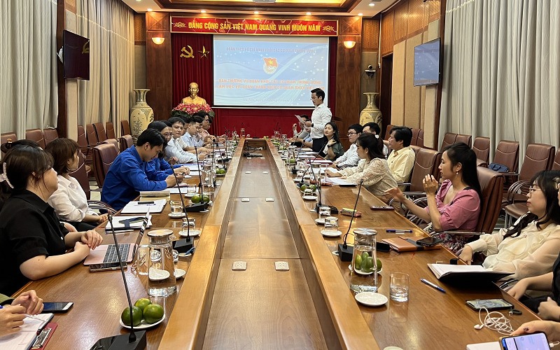 Toàn cảnh buổi làm việc. Ảnh: Bảo hiểm xã hội Việt Nam.
