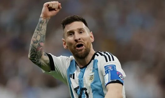 Tương lai của Messi vẫn là dấu hỏi lớn?  Ảnh: The Guardian