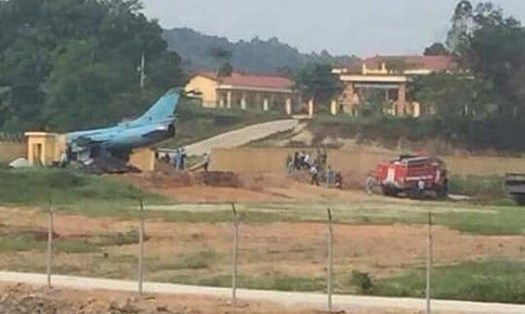 Hiện trường máy bay quân sự gặp sự cố ở Yên Bái năm 2019. Ảnh: LĐO