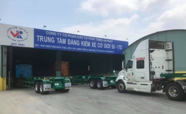 Không biết chữ làm giám đốc trung tâm kiểm định là chuyện quá lạ!